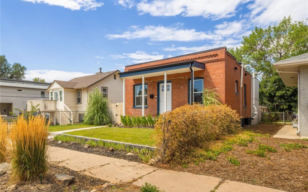 SOLD – HOME AS UNIQUE AS YOUR LIFESTYLE